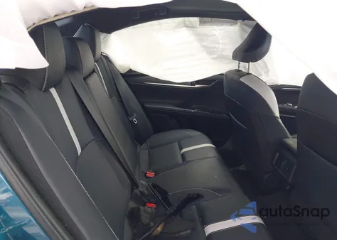 2025 Toyota Camry Se from USA, damaged, VIN 4T1DAACK1SU052701